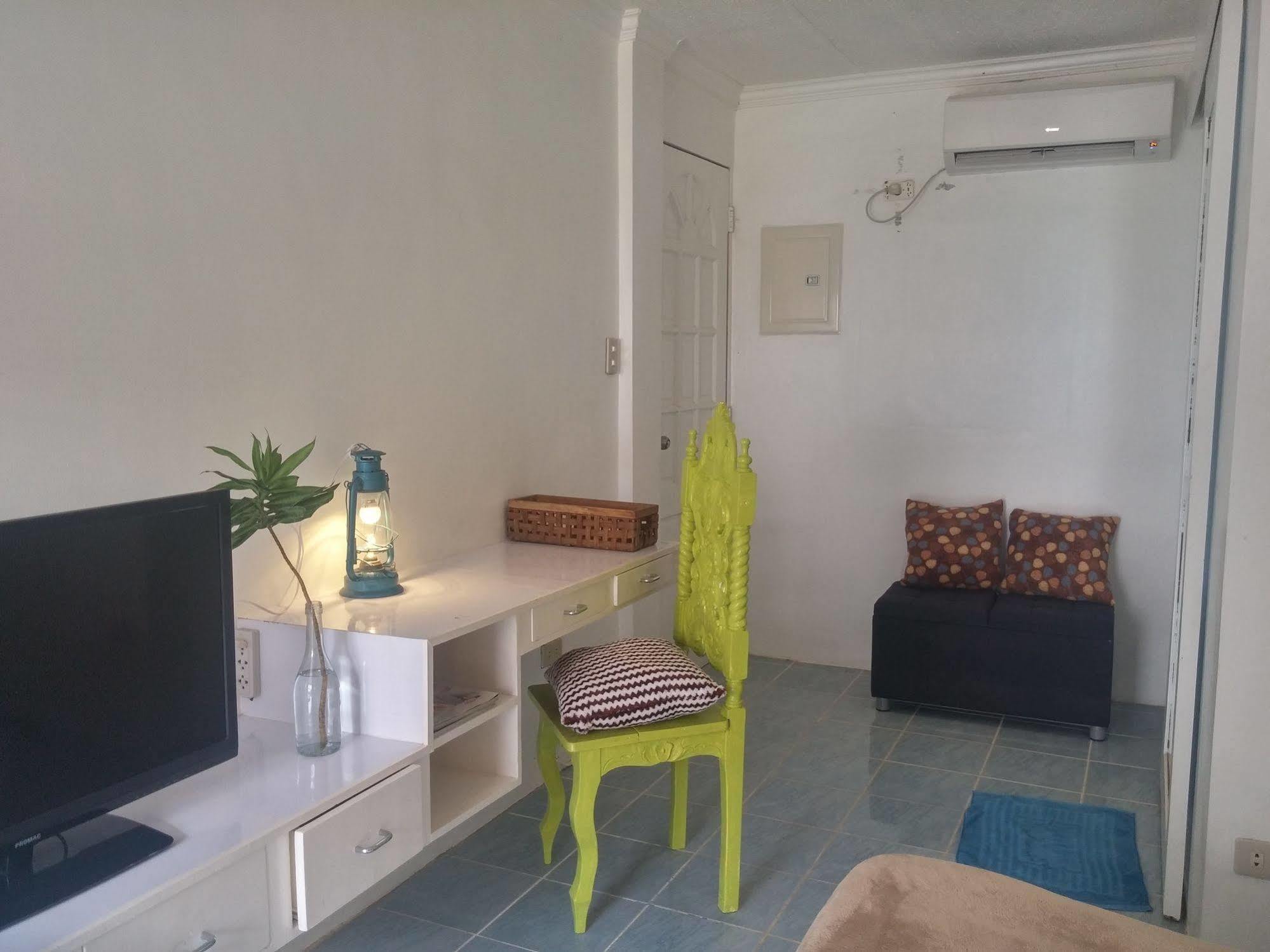 812 Angol Boracay Exterior photo
