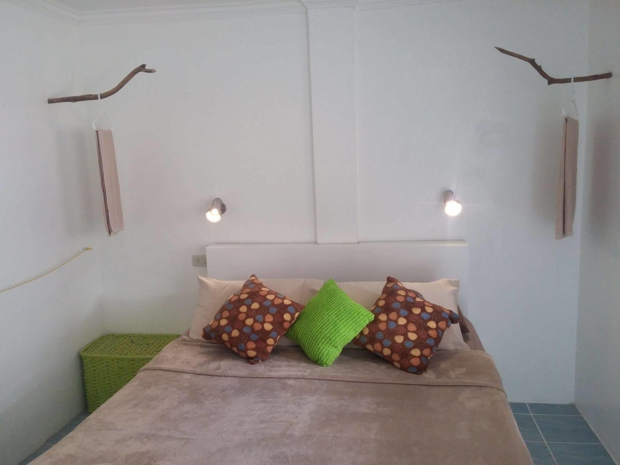 812 Angol Boracay Exterior photo