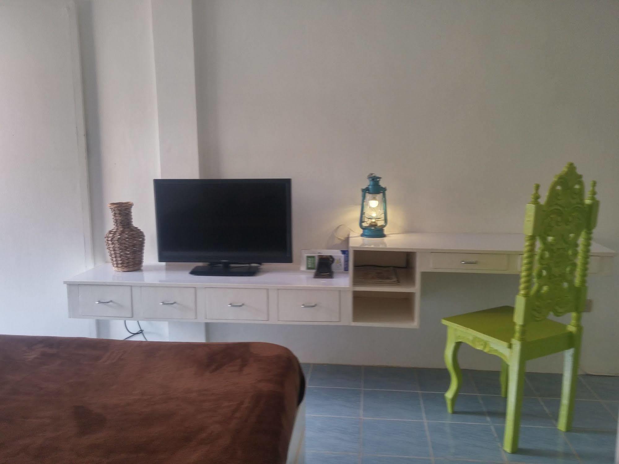 812 Angol Boracay Exterior photo